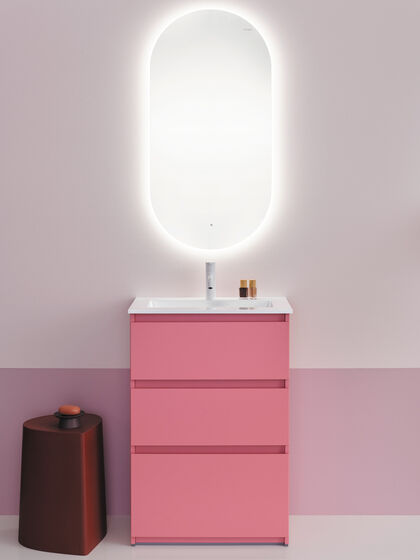 Trendige Farben, wie hier das Pink, bei den Badmöbeln der Kollektion Lin 20 von burgbad 