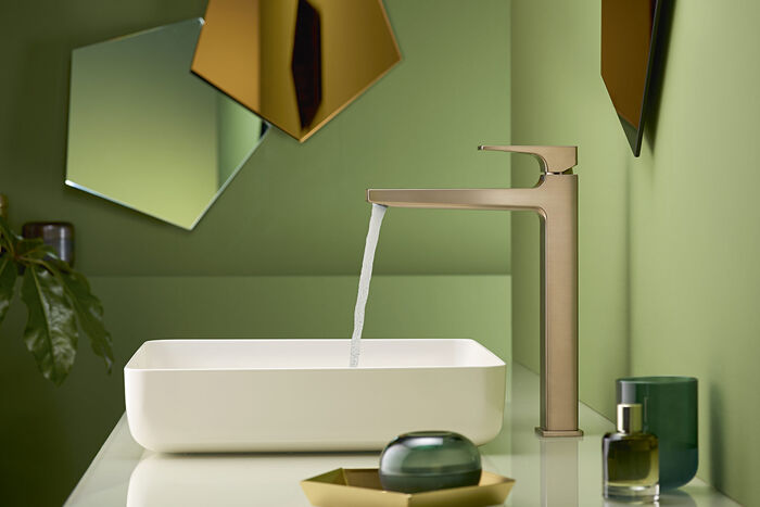 Etwas aufgefallen die Armatur FinishPlus von hansgrohe in Brushed Bronze.