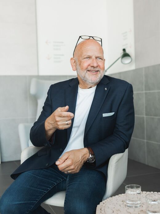 SPLASH Bad VitrA V Care 3.0 Dusch WC 9