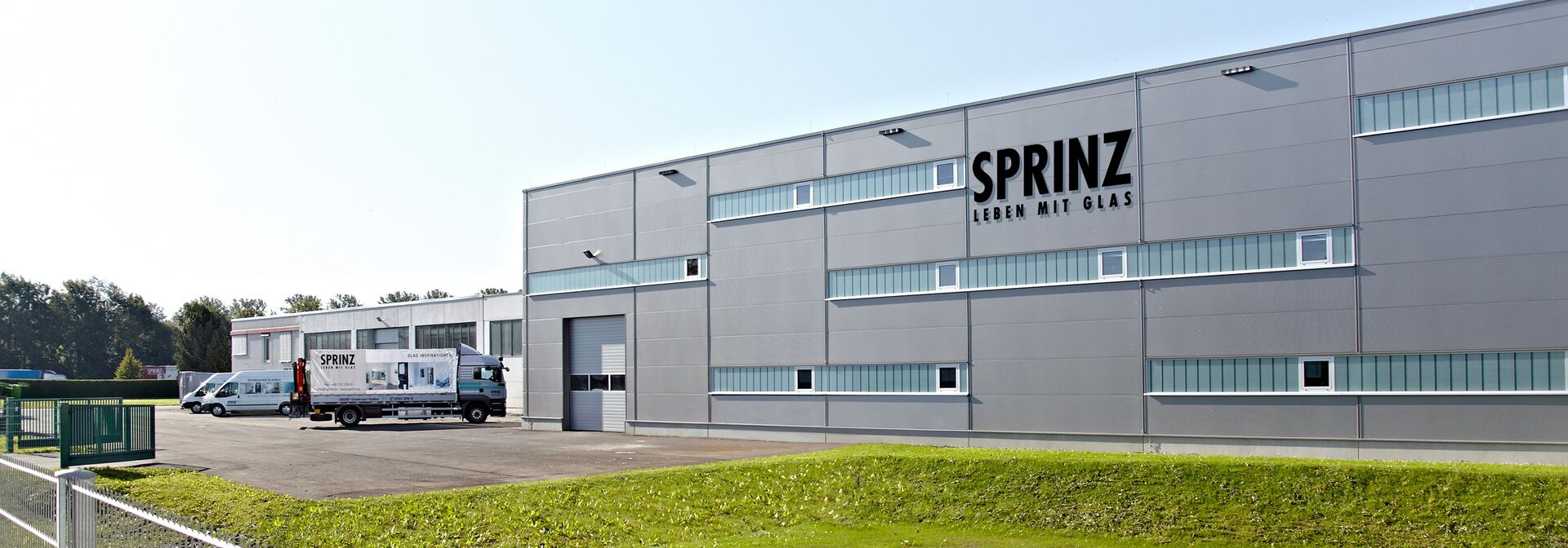 Sprinz Isolierglashalle im Herstellerportrait auf Splash Bad.