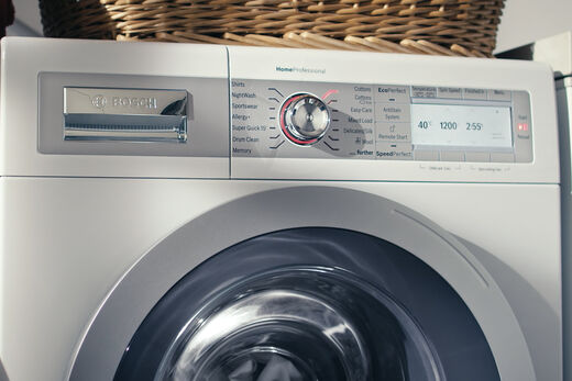 Smart Home von Bosch Waschmaschine mit Steurung über App.