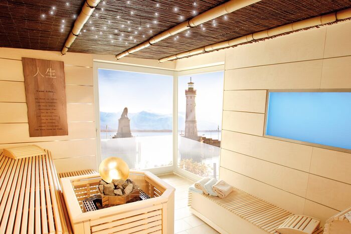 Sauna mit Seeblick in Lindau im Helvetia Yacht Hotel.