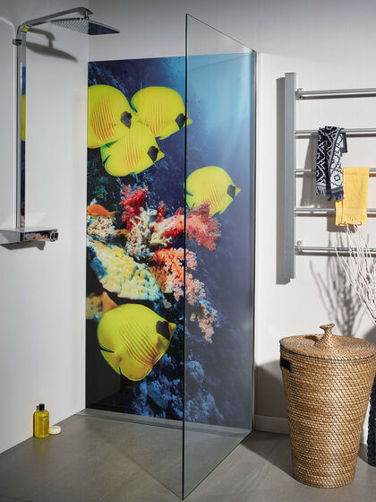 Wandverkleidung für die Dusche individuell gestaltet by Sprinz.