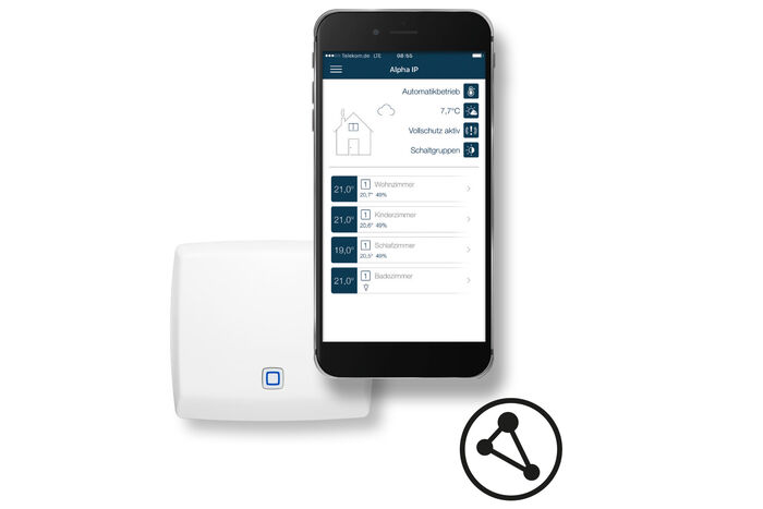 DITECH Smart Home Basisstation iL in weiß abgebildet mit überlagertem Smartphone und geöffneter DITECH App.
