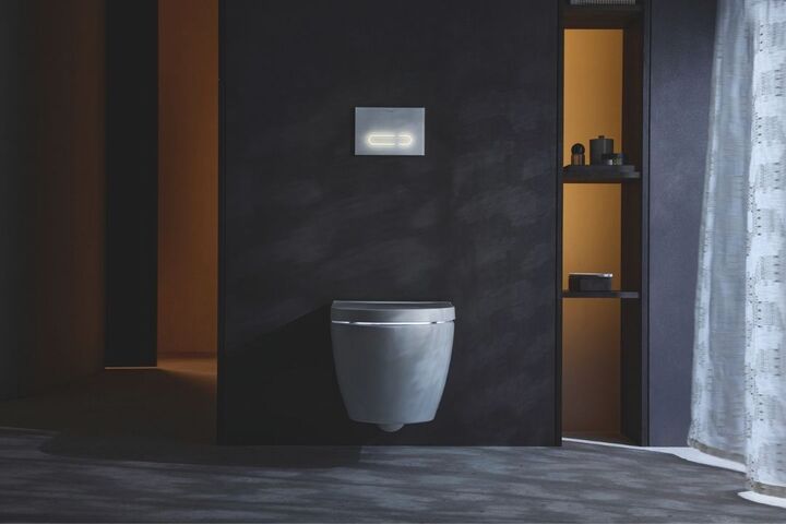 SPLASH Bad Duravit SensoWash Strackf 01