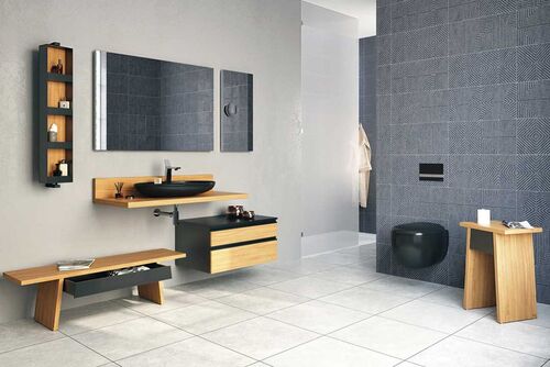Badmöbel Konsole aus Holz mit Waschschale in schwarz, seitlich Drehregal und frontal ein Badspiegel, Hocker und Sitzbank.