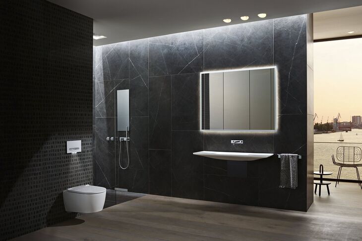 Badezimmerobjekte und Badmöbel werden bei Geberit One elegant, praktisch und schön in die Vorwand eingebaut.