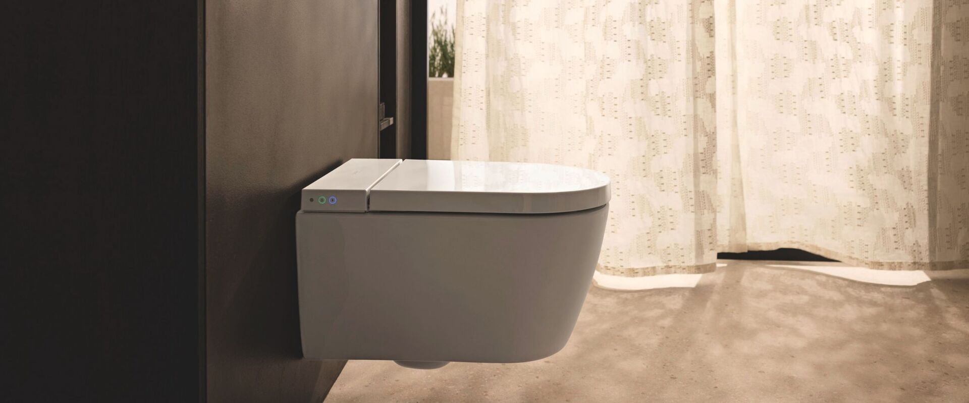 SPLASH Bad Duravit SensoWash Strackf 02