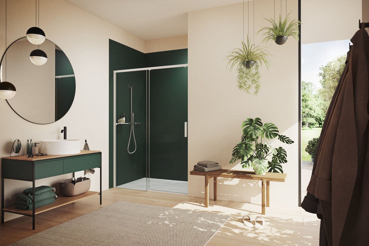 HÜPPE Vita pure: klare Transparenz vor frischem Grün