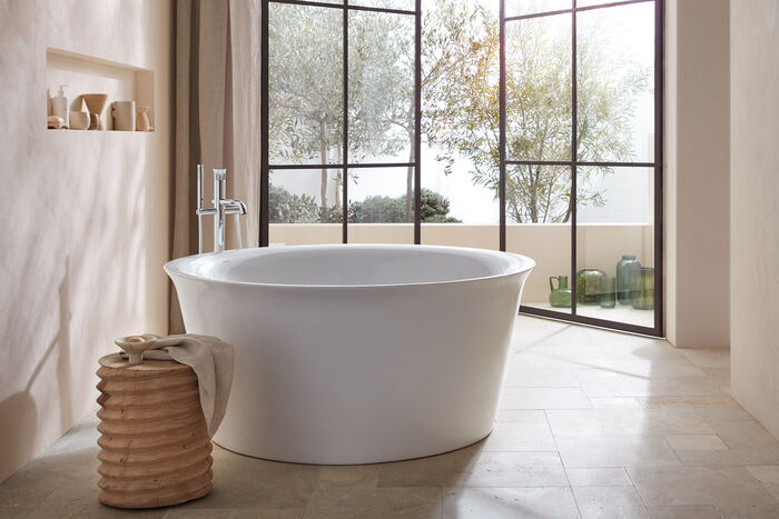 Runde Badewanne aus der Komplettbadserie White Tulpin von Duravit. 