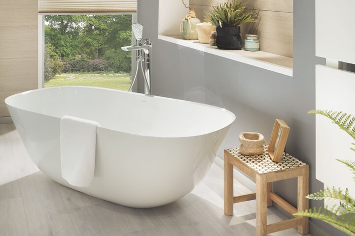 SPLASH Bad Villeroy und Boch Theano freistehende Badewanne