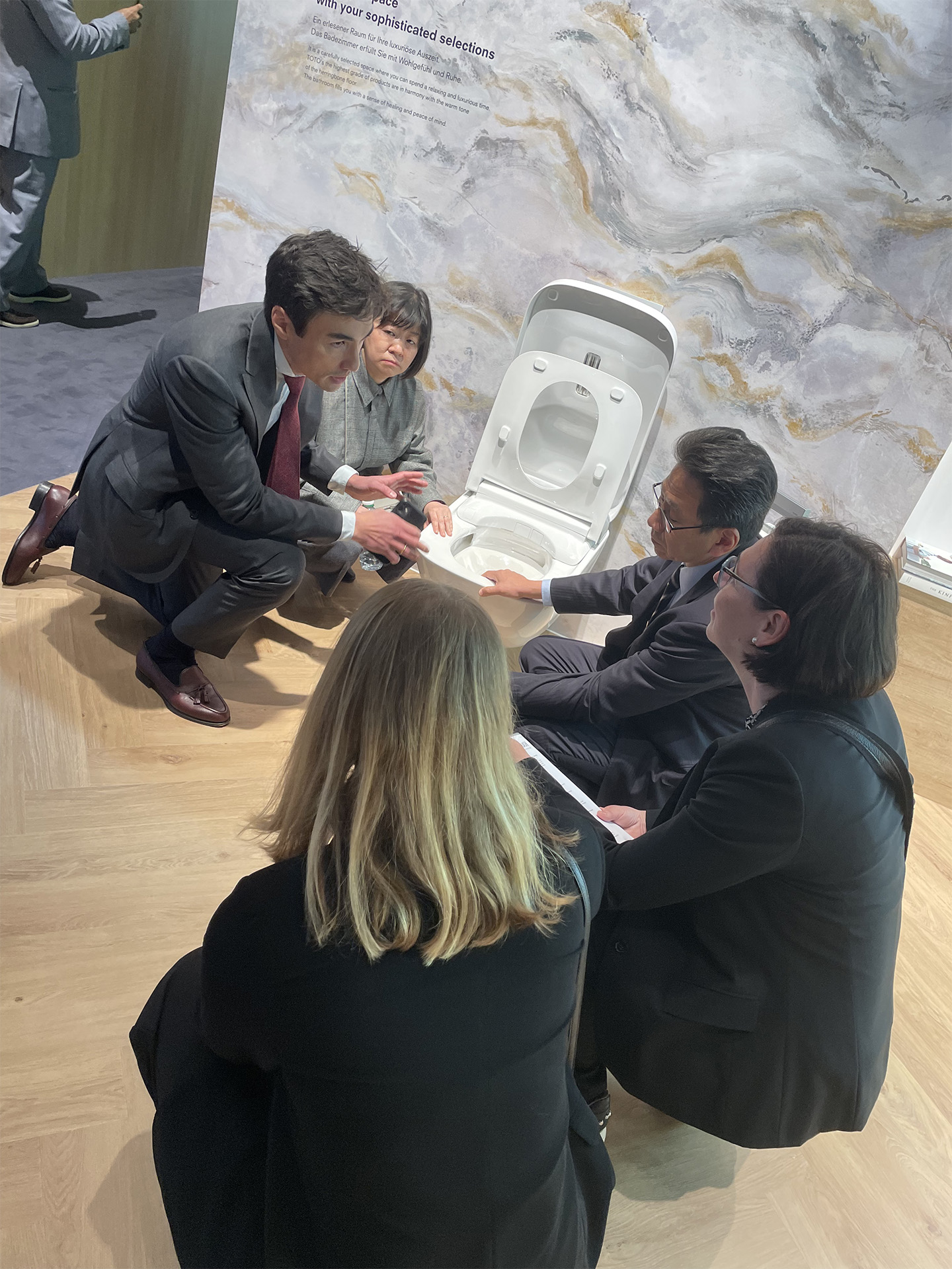 TOTO Washlet Neorest Ish 2023 Splash Live