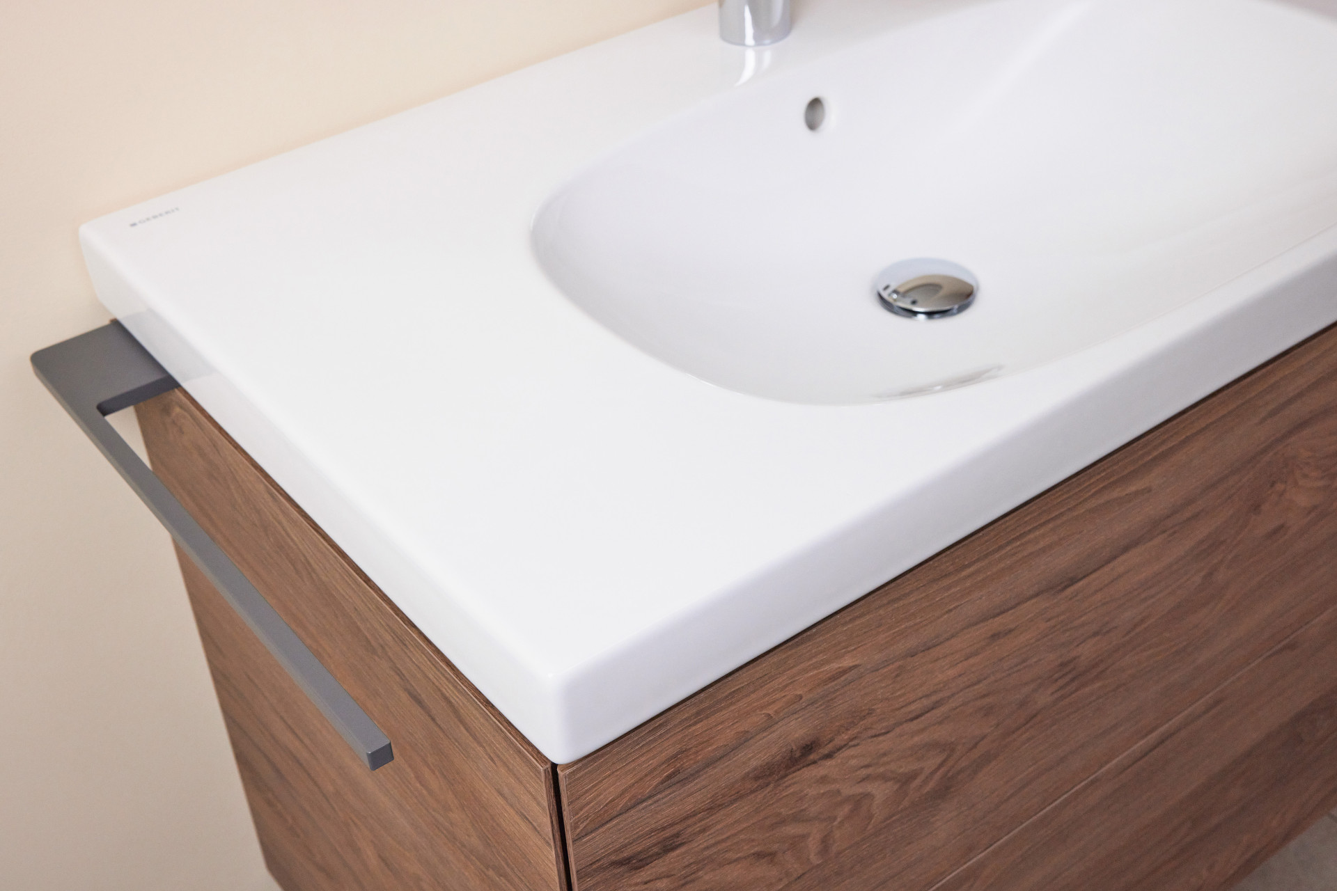 SPLASH Bad Geberit Acanto 18