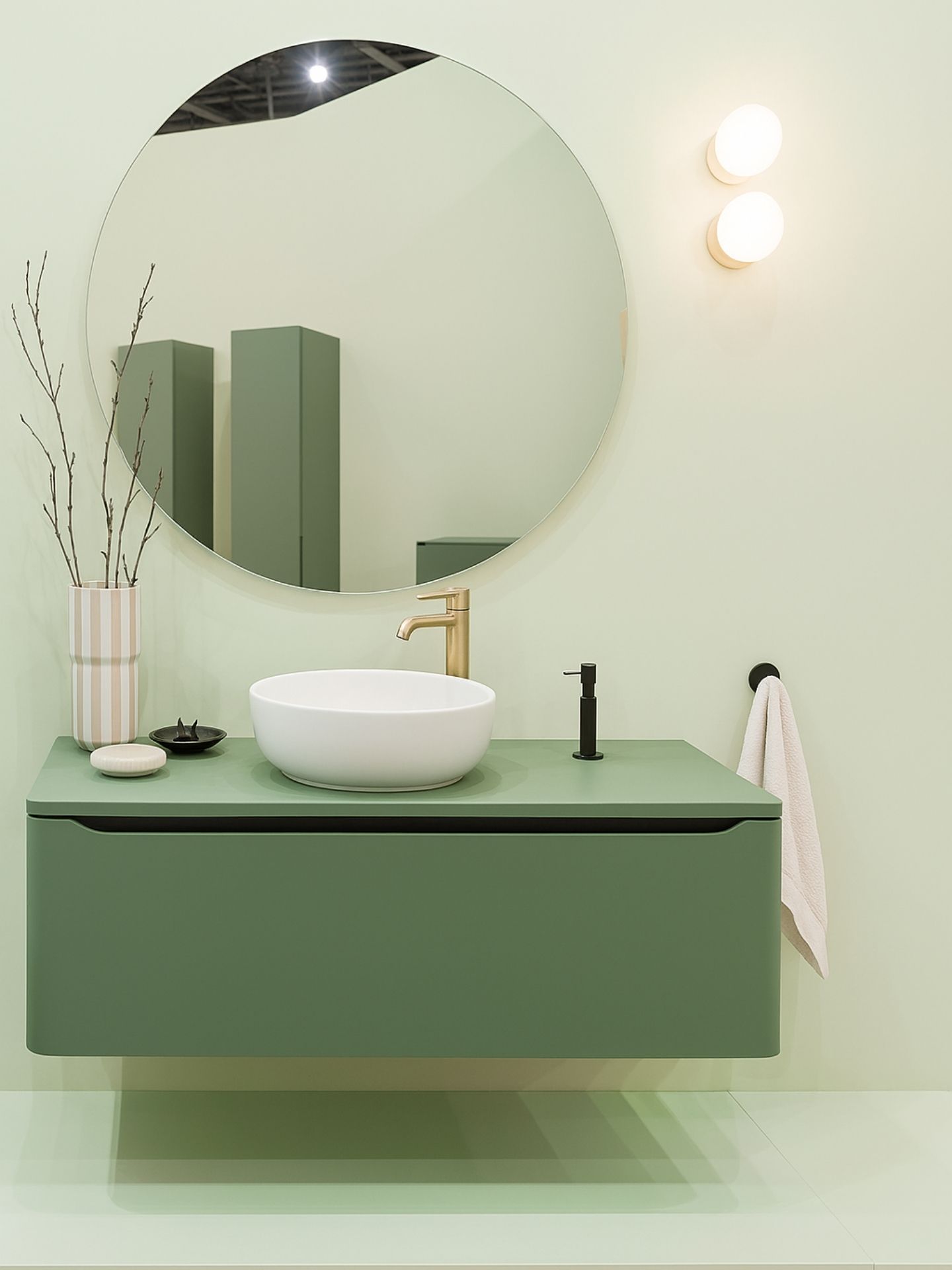 SPLASH Bad VitrA New Integra 07