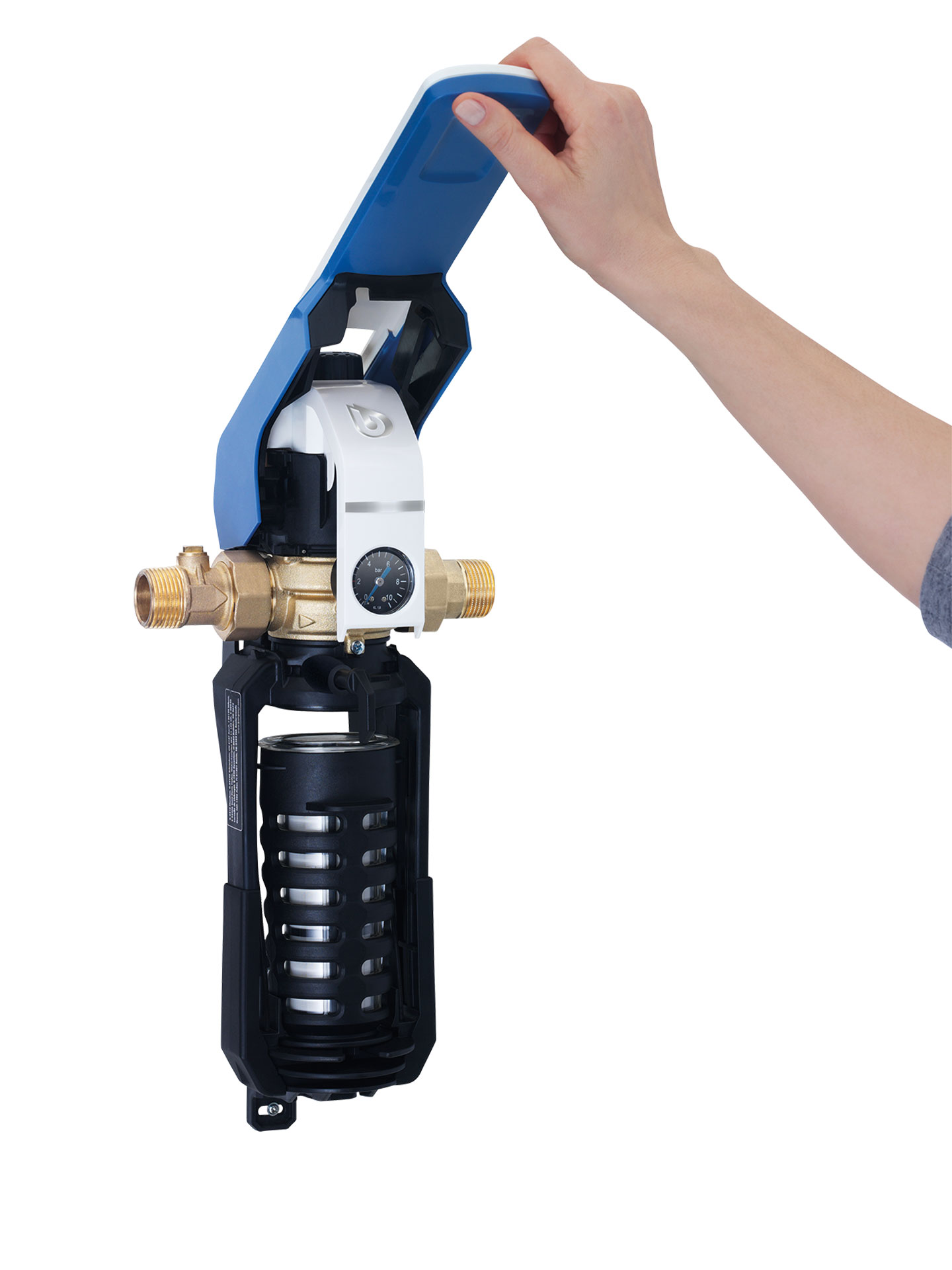 Einfacher Wechsel der Filterkartusche durch Hochziehen eines Hebels - BWT Wassertechnik mit dem Wasserfilter E1 ist in jedem Schritt durchdacht.