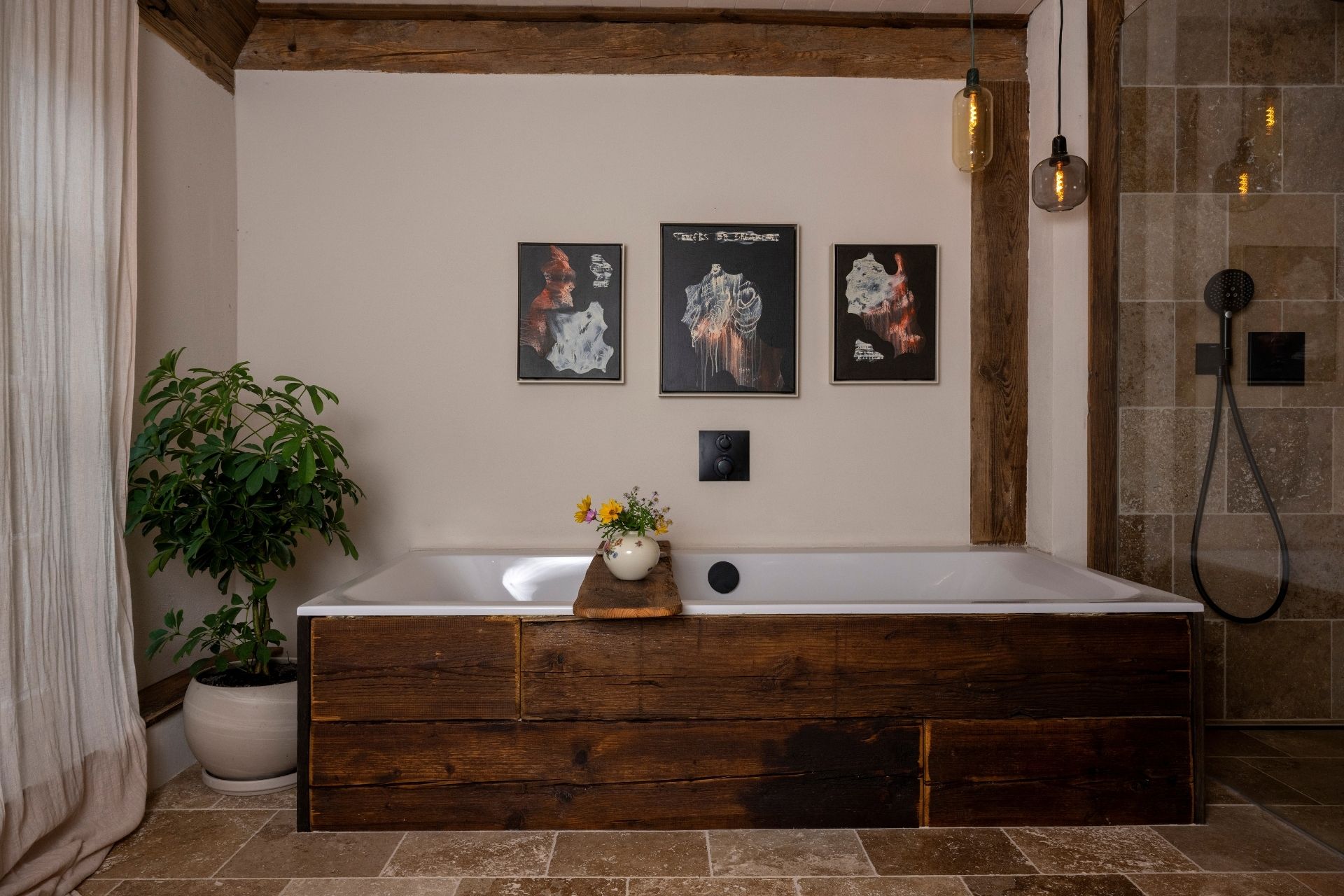 SPLASH Bad Geberit Referenz Kuenstlerbad 2